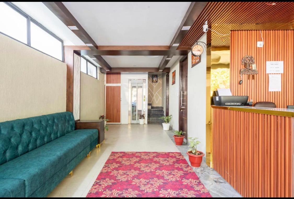 Hotel & Hostel Vimal Ganga Rishīkesh Exteriör bild